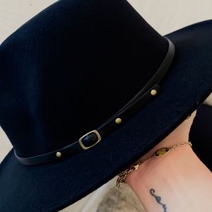 Black fedora Belted Hat